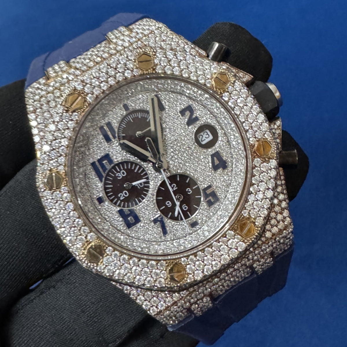 Luxury Iced-Out Lab Diamond Men's Silicon band Timepiece